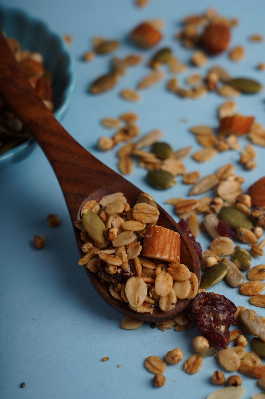 Healthy Homemade Granola | Granola Recipe | Toasted Jaggery Sweetened Muesli | No Artificial Sugar | Low Calorie | Sharmis Kitchen | Millet Mix