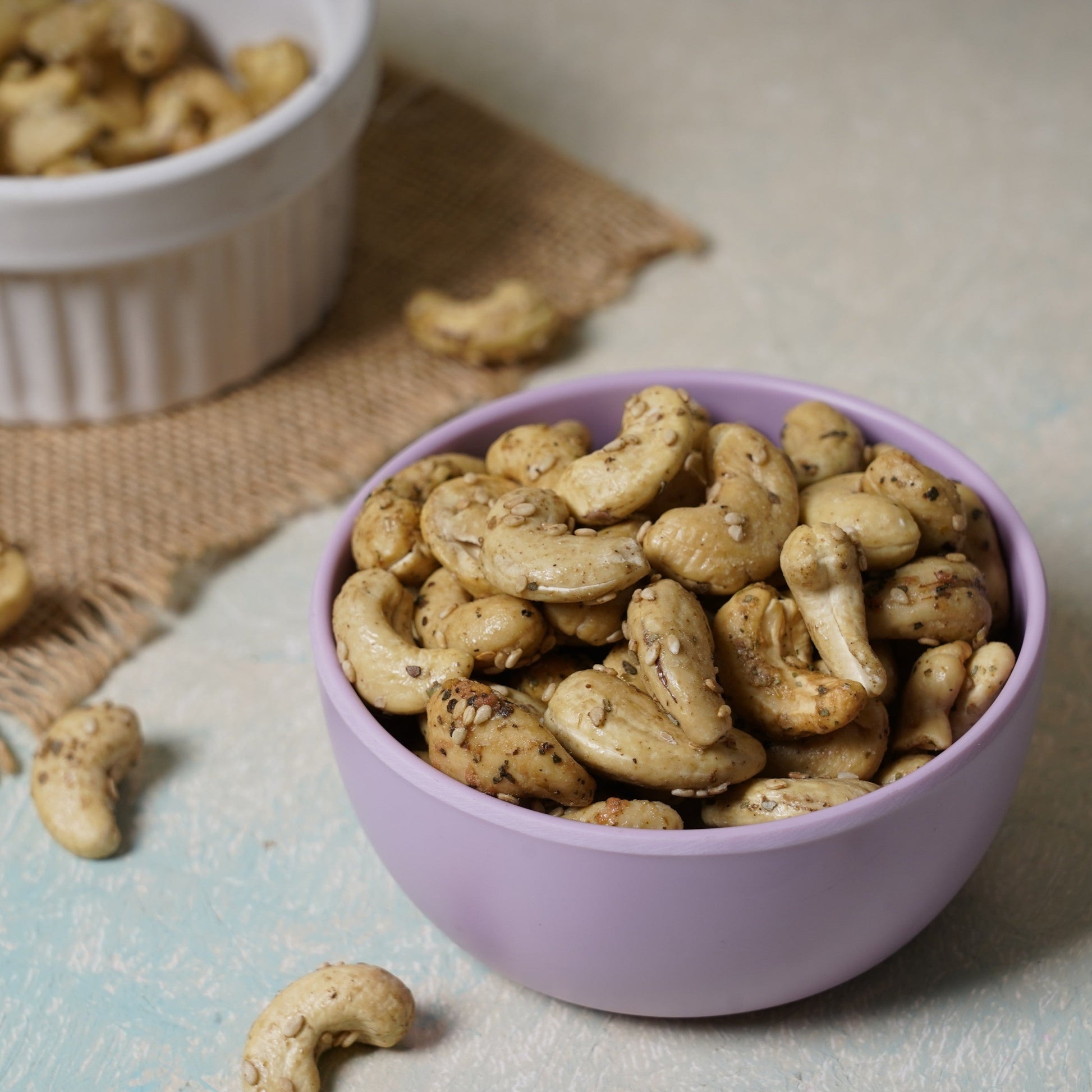 Zaatar Cashews, Flavoured Cashew, Masala Cashew, Premium Cashew, Cashew with herbs and spices, Healthy Snacking Cashews